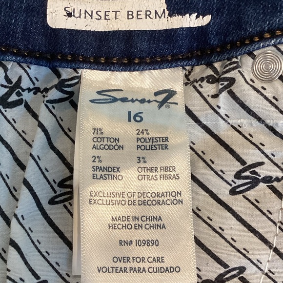 7 For All Mankind Denim Sunset Bermuda Shorts, Size 16 - Picture 15 of 16
